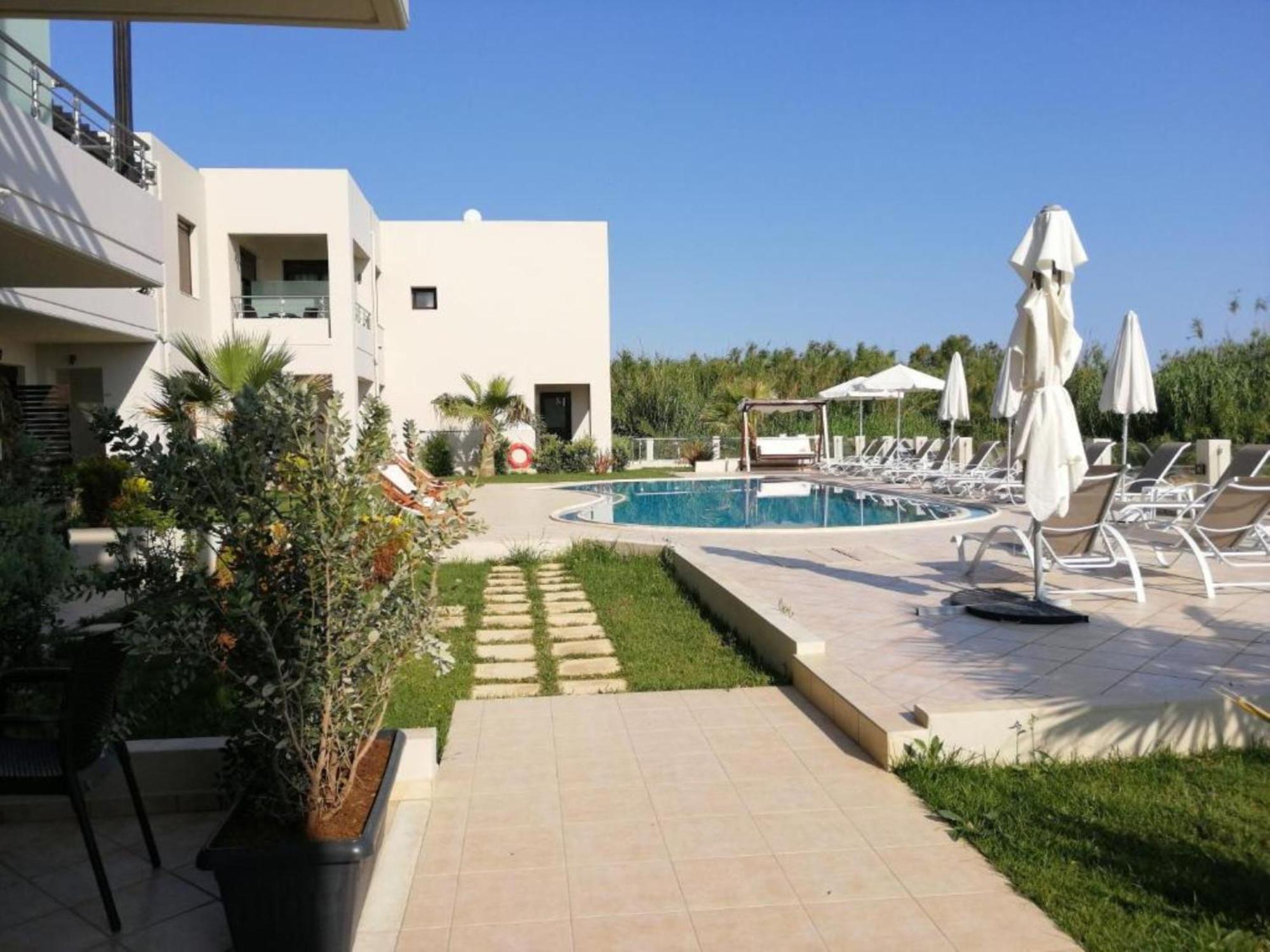 Carisa Suites And Apartments Maleme المظهر الخارجي الصورة
