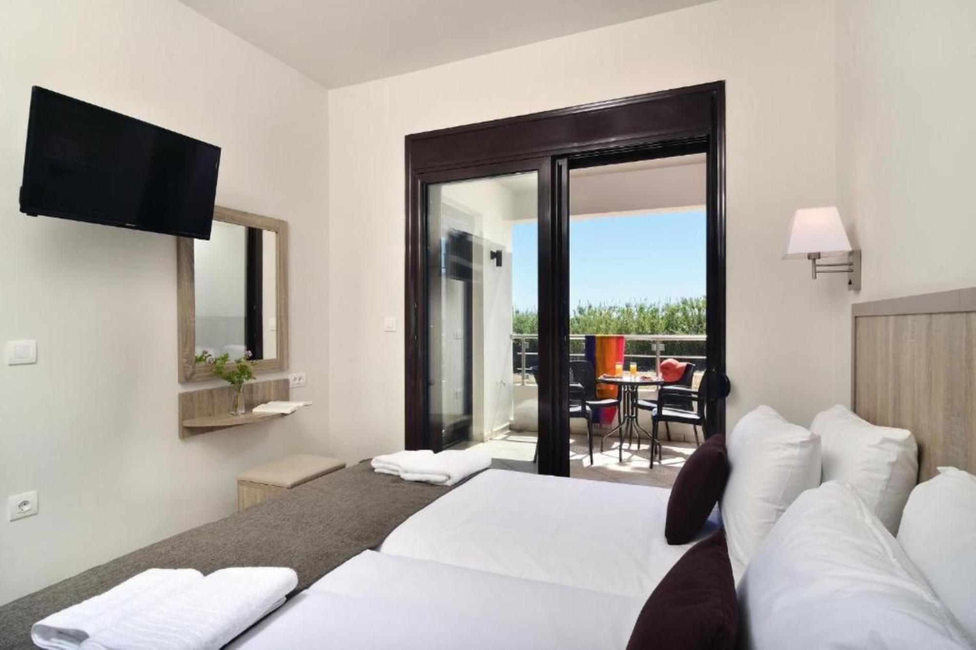 Carisa Suites And Apartments Maleme المظهر الخارجي الصورة