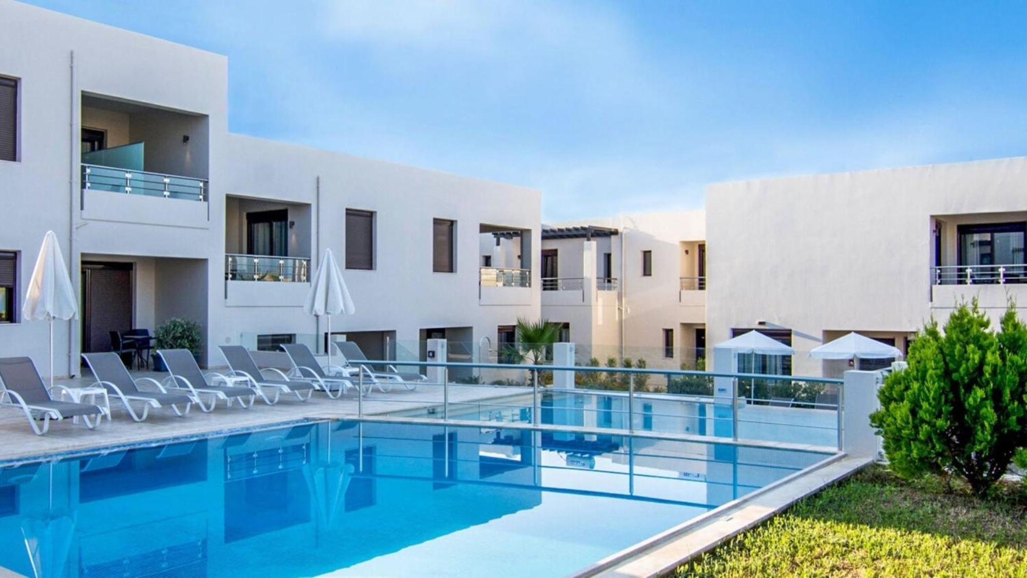 Carisa Suites And Apartments Maleme المظهر الخارجي الصورة