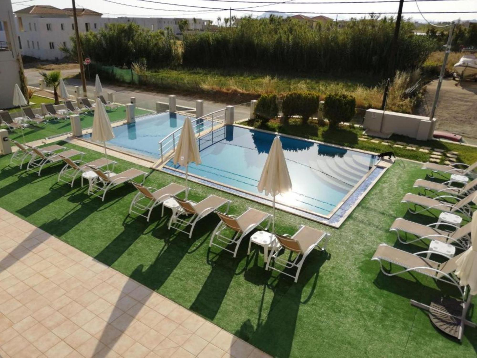 Carisa Suites And Apartments Maleme المظهر الخارجي الصورة