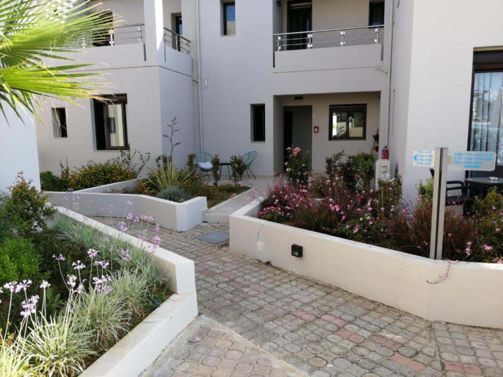 Carisa Suites And Apartments Maleme المظهر الخارجي الصورة